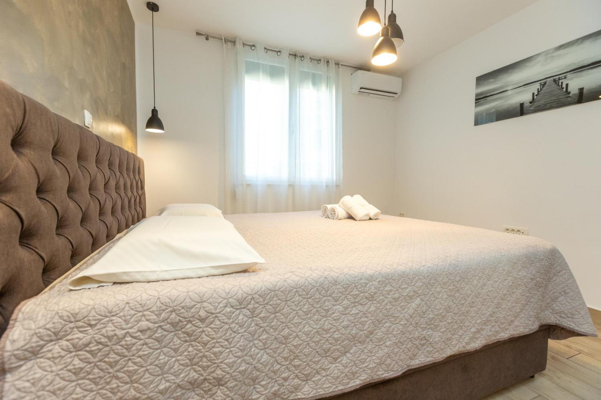 Deluxe Apartment Near The Bridge Zadar Buitenkant foto