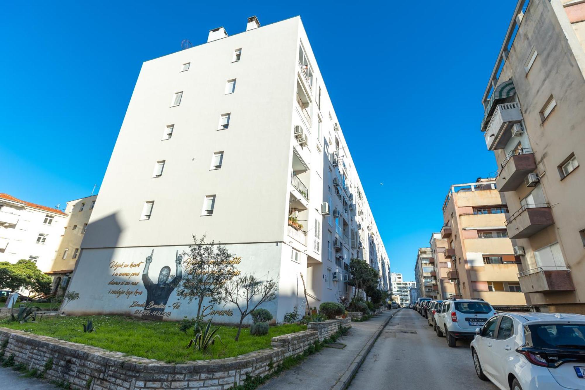 Deluxe Apartment Near The Bridge Zadar Buitenkant foto